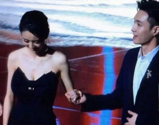 娱乐圈张艺兴吃瓜事件